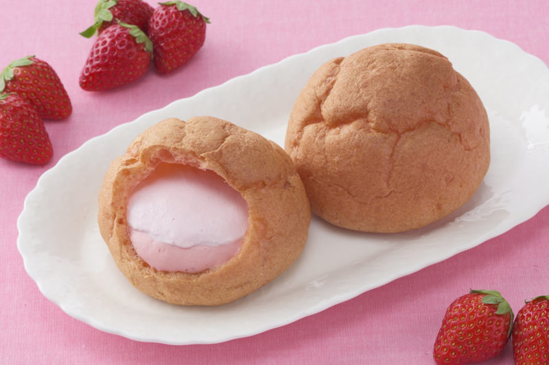 コージーコーナー 苺シュークリーム