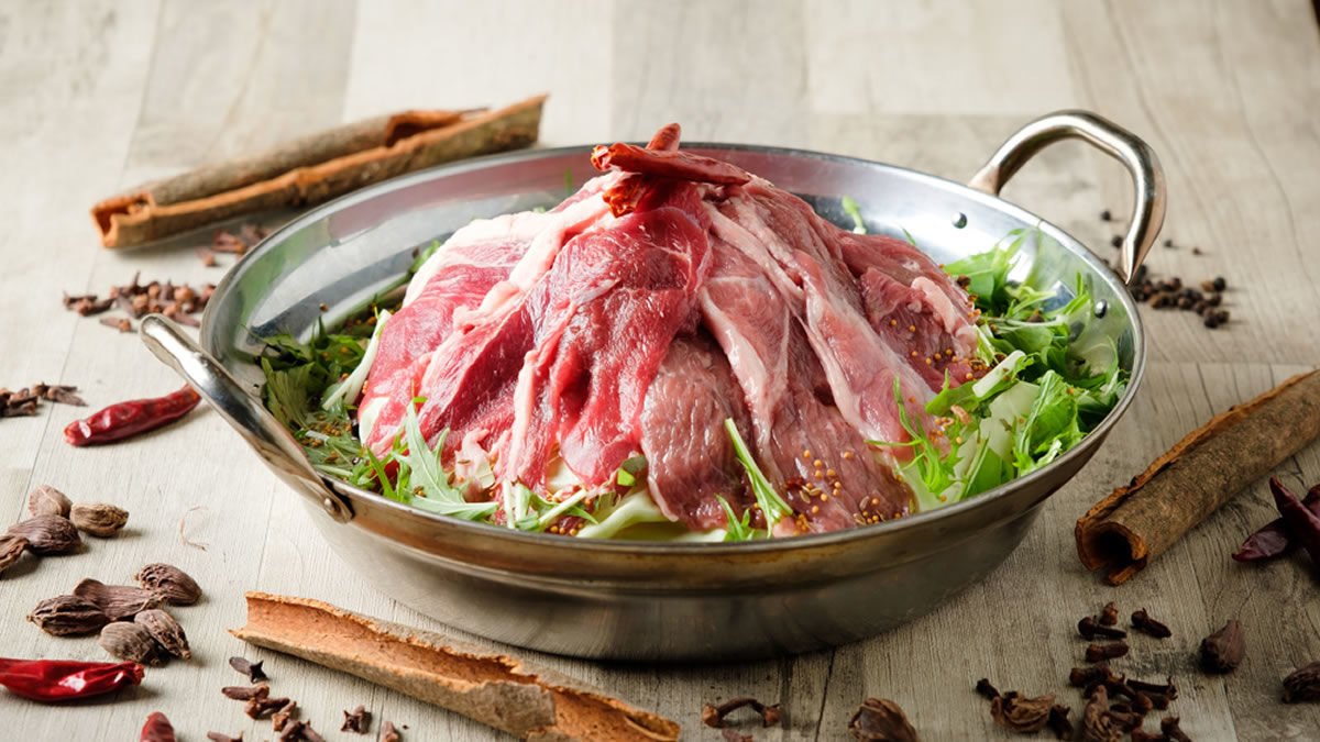 カーニズム ラム肉スパイシー鍋