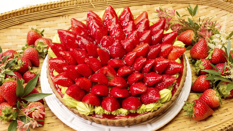 キルフェボン イチゴと抹茶黒豆のタルト