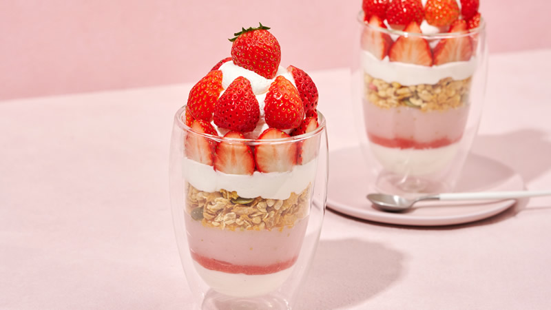 ストロベリーパフェ