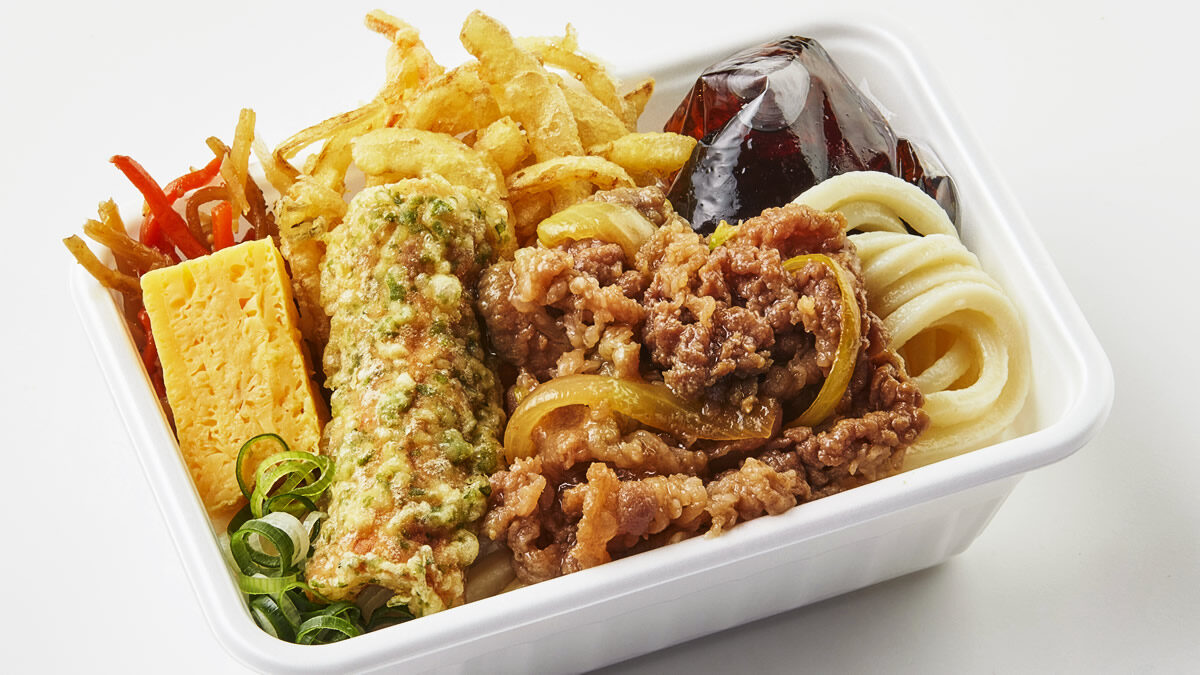 2種の天ぷらと定番おかずの肉うどん弁当