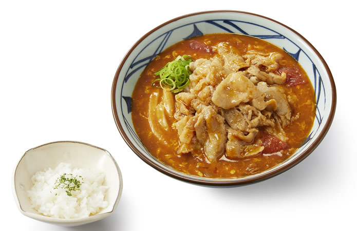 丸亀製麺 豚肉のせトマたまカレーうどん ひと口ごはん付