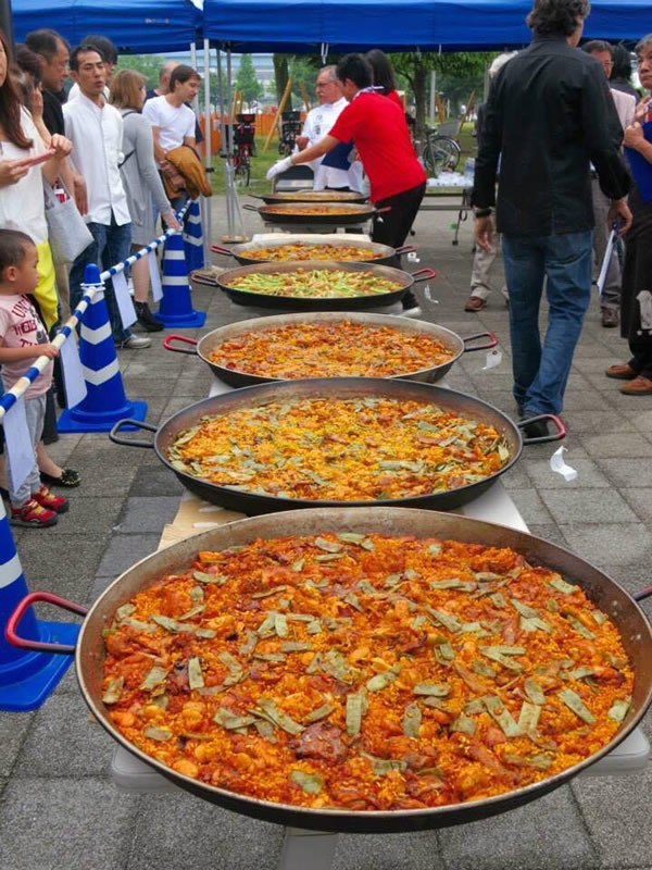 スペインフードフェス「パエリア・タパス祭り」
