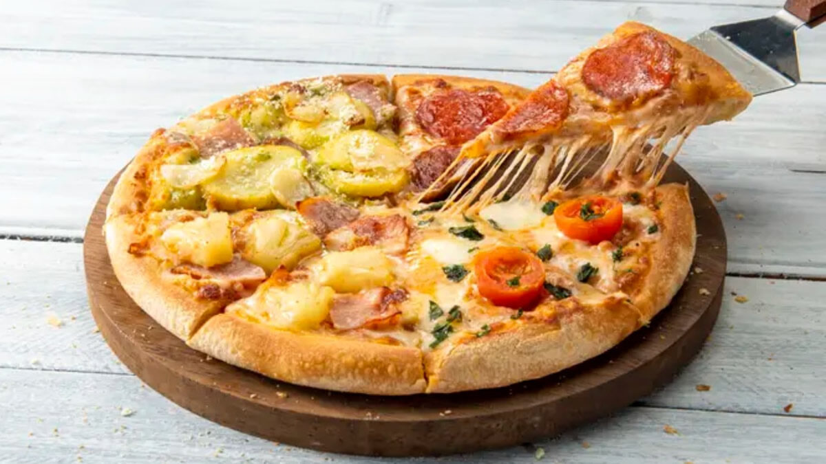 ドミノ・ピザ、「成人の日」は新成人にピザを無料プレゼント