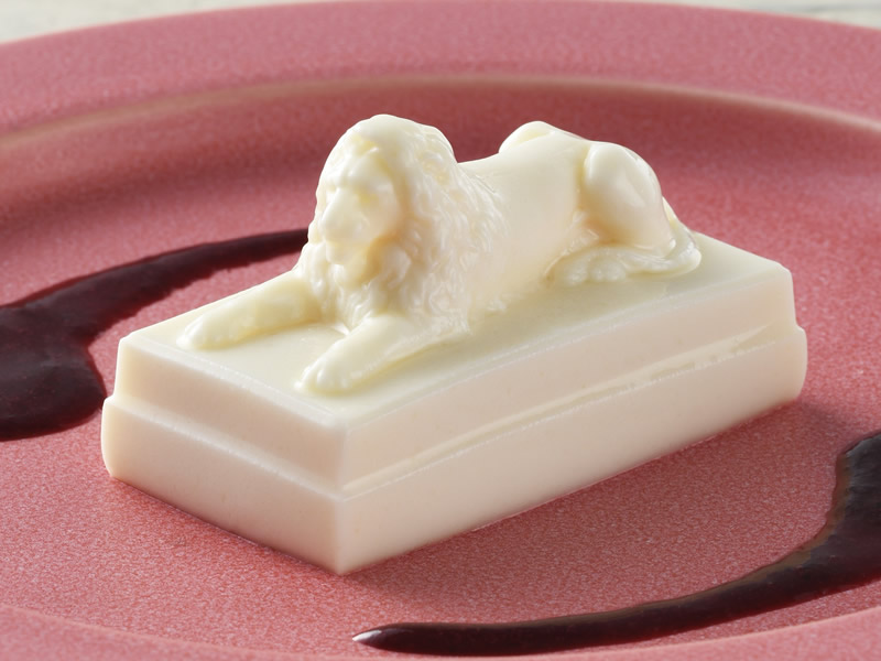 〈柏屋つちや〉ブランあんジェ「風に立つ」