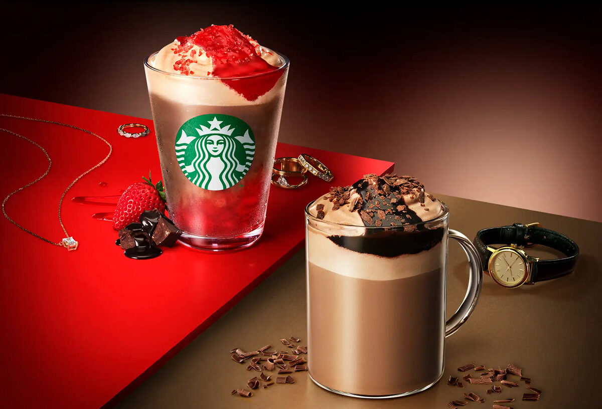 スターバックス｜バレンタイン限定「カカオ＆ストロベリームースフラペチーノ」「カカオ ムース ラテ」