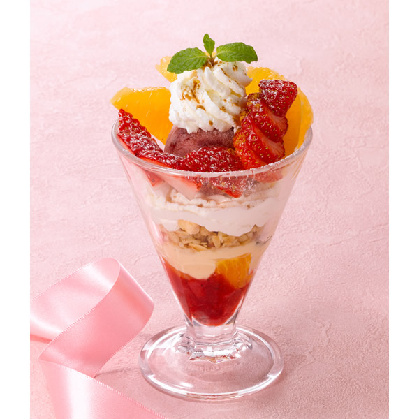 苺と不知火のパフェ～春爛漫～