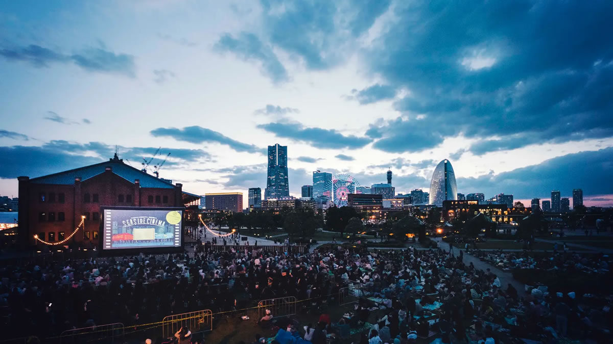 野外シアター「SEASIDE CINEMA」