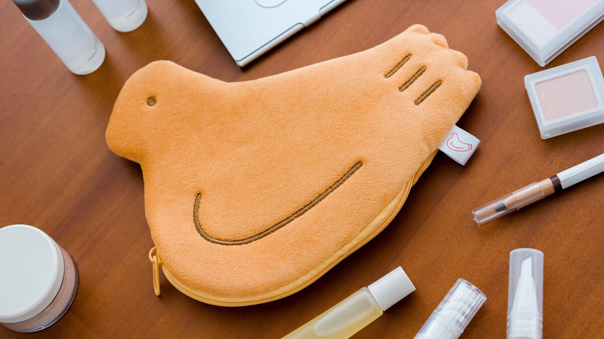 豊島屋 「鳩サブローの日」鳩グッズ販売